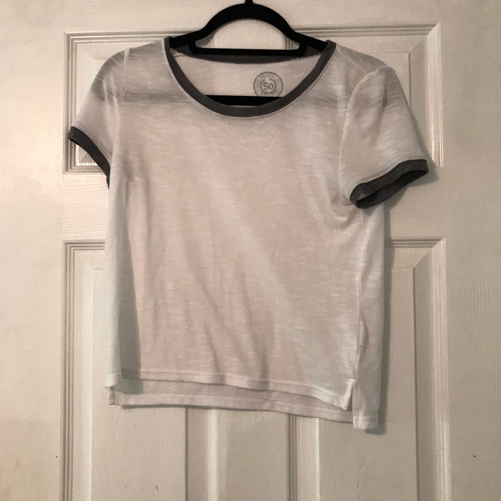Wringer neck t shirt